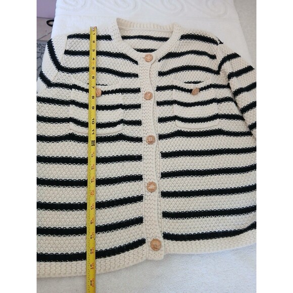 Dazy Womens Cardigan Sweater White Black Striped Size Medium Button Pockets - Picture 12 of 16